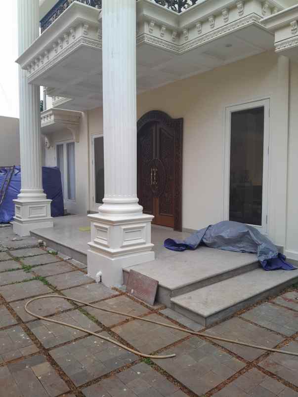 dijual rumah jalan raya kemang jakarta