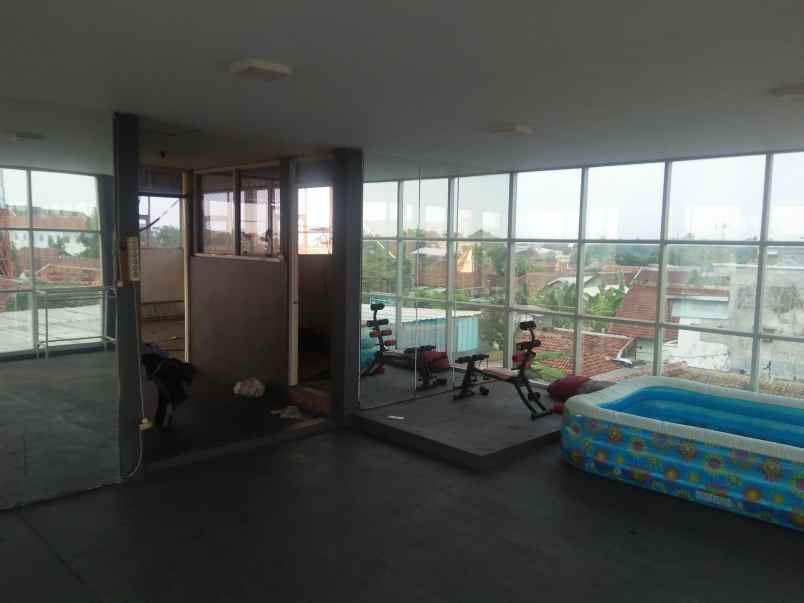 dijual rumah jalan sultan agung 2