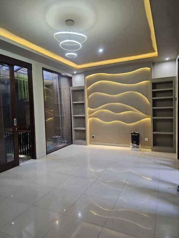 dijual rumah jalan tukad pakerisan