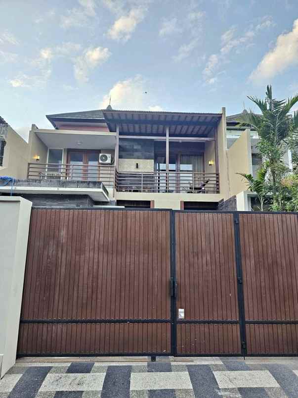 dijual rumah jalan tukad pakerisan