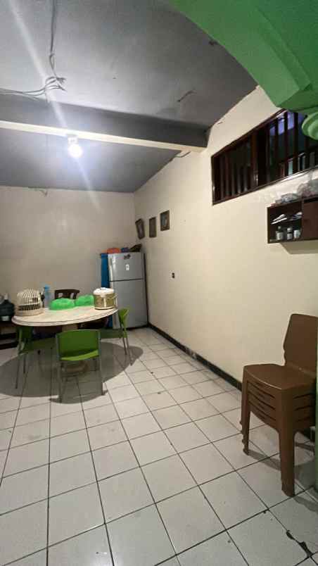 dijual rumah jalan utama b21 kemang