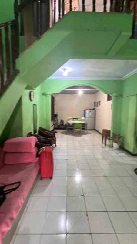 dijual rumah jalan utama b21 kemang