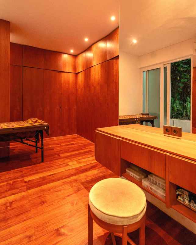 dijual rumah jati padang jaksel