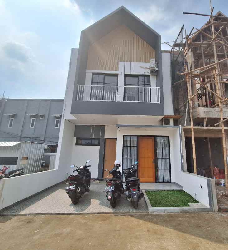 dijual rumah jatibening