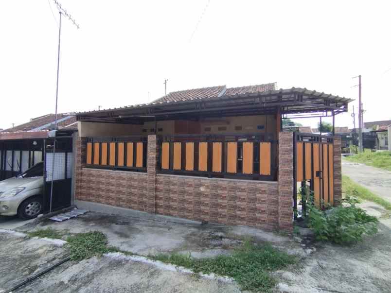 dijual rumah jeruksawit gondangrejo