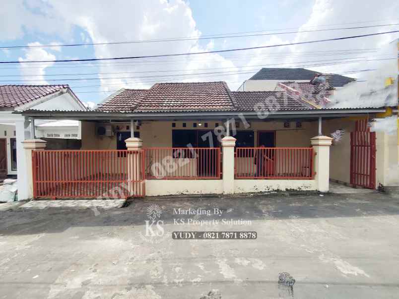 dijual rumah jl a rahmat