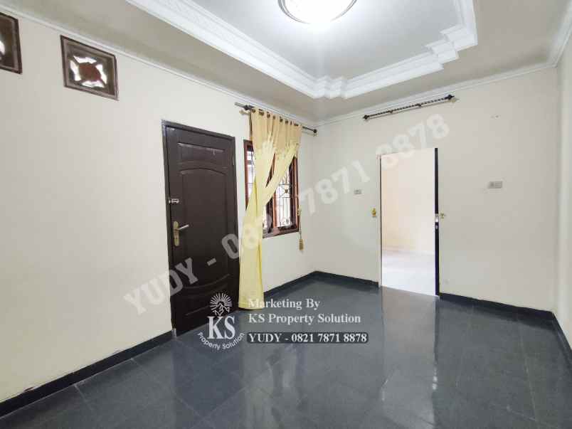 dijual rumah jl a rahmat