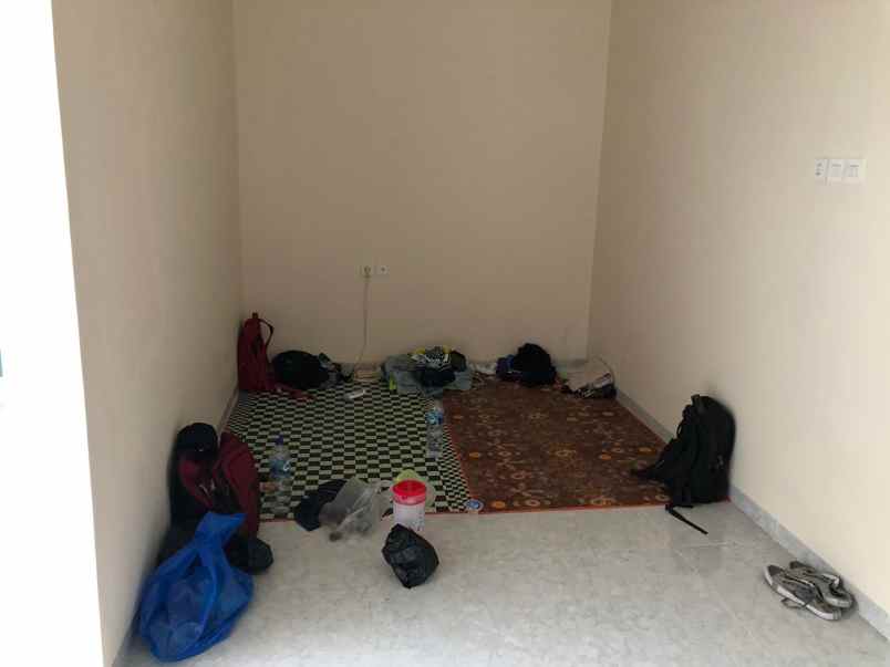 dijual rumah jl cilangkap raya kec