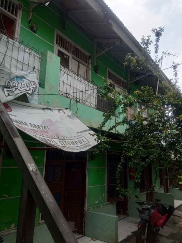 dijual rumah jl dewi sartika margahayu