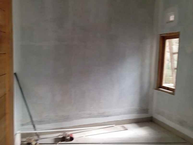 dijual rumah jl gito gati