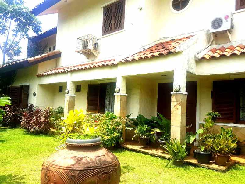 dijual rumah jl h boma limo cinere