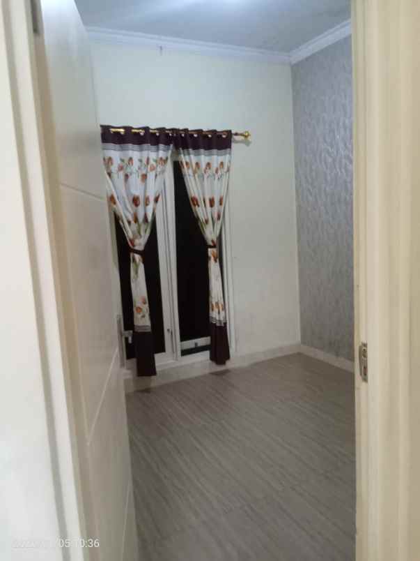 dijual rumah jl imogiri timur