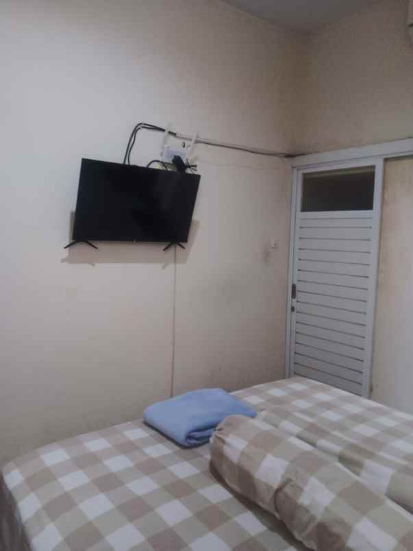 dijual rumah jl kaliurang km 10