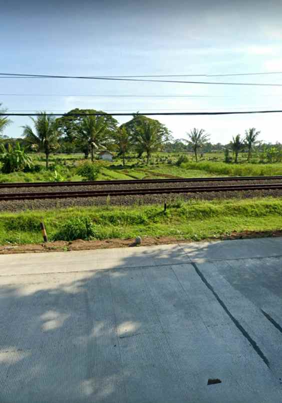 dijual rumah jl nasional kaliwatubumi