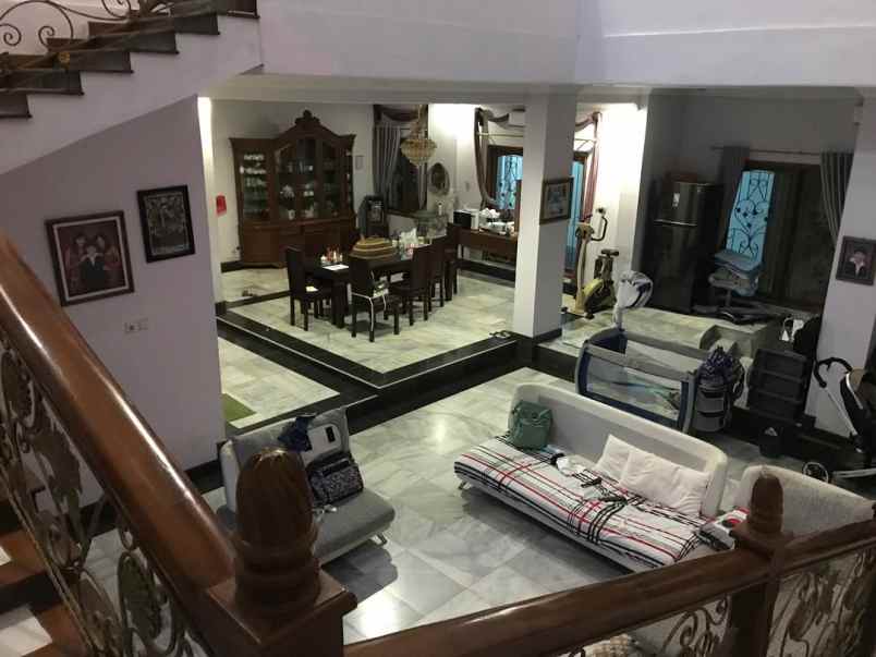 dijual rumah jl palagan tentara pelajar