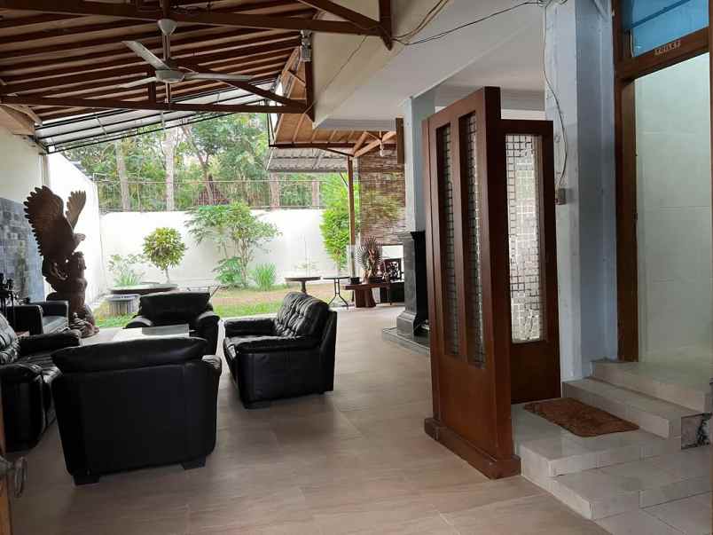 dijual rumah jl palagan tentara pelajar