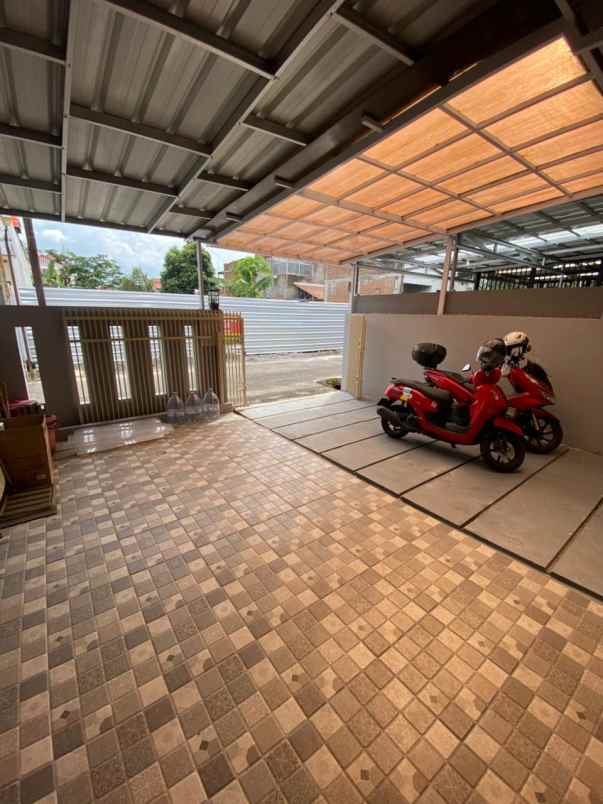 dijual rumah jl pirus jamrud arcamanik