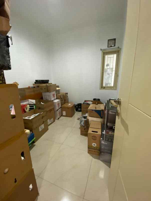 dijual rumah jl pirus jamrud arcamanik