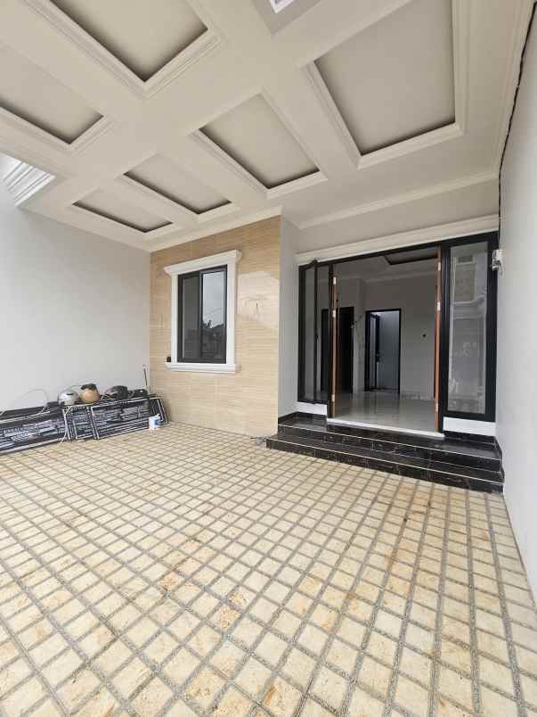 dijual rumah jl raya ciherang sukatani