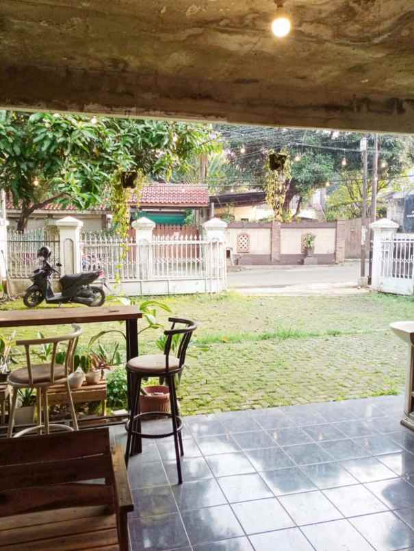 dijual rumah jl raya jagakarsa