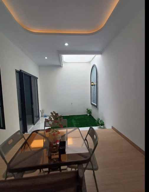 dijual rumah jl raya jagakarsa jakarta