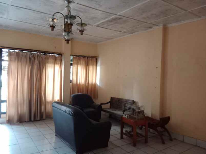 dijual rumah jl sulaksana cicaheum