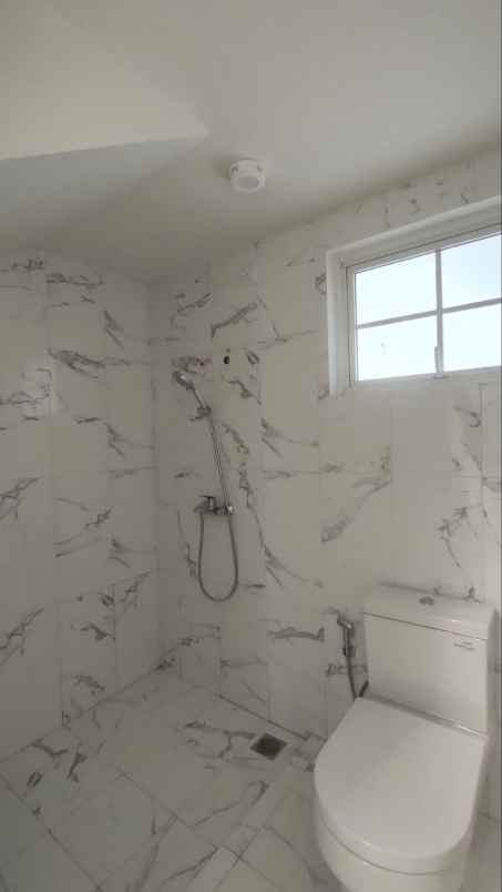 dijual rumah jln buahbatu bandung