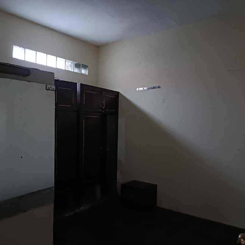 dijual rumah jln gading raya pondok