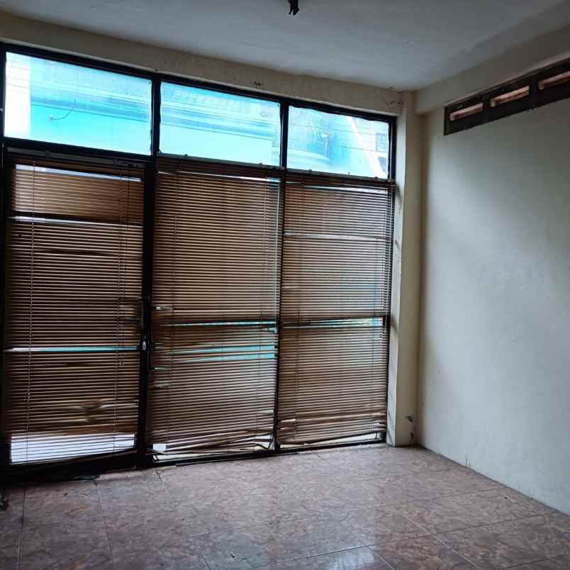 dijual rumah jln gading raya pondok