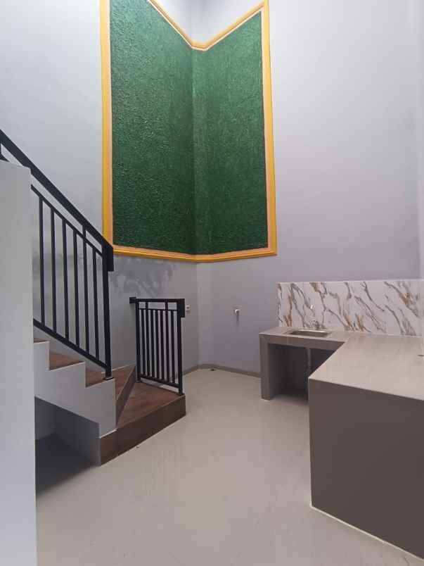 dijual rumah jln k h hasyim ashari