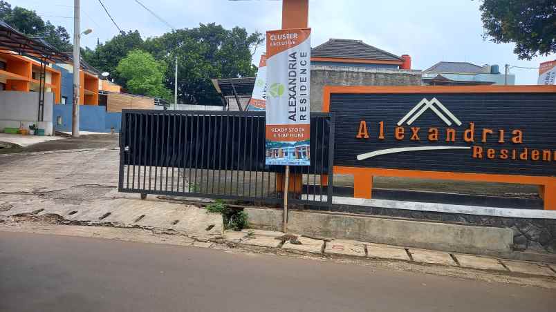 dijual rumah jln wibawa mukti jatisari