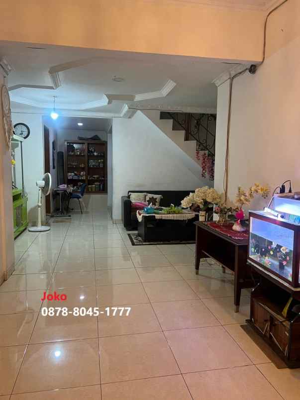 dijual rumah kalimalang