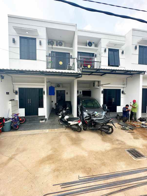 dijual rumah kalisari