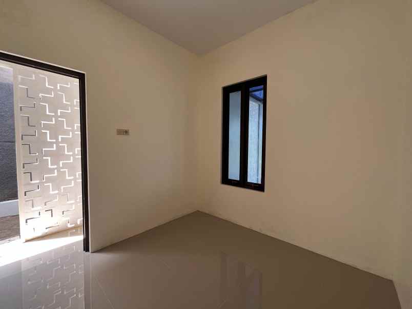 dijual rumah kalitirto berbah sleman