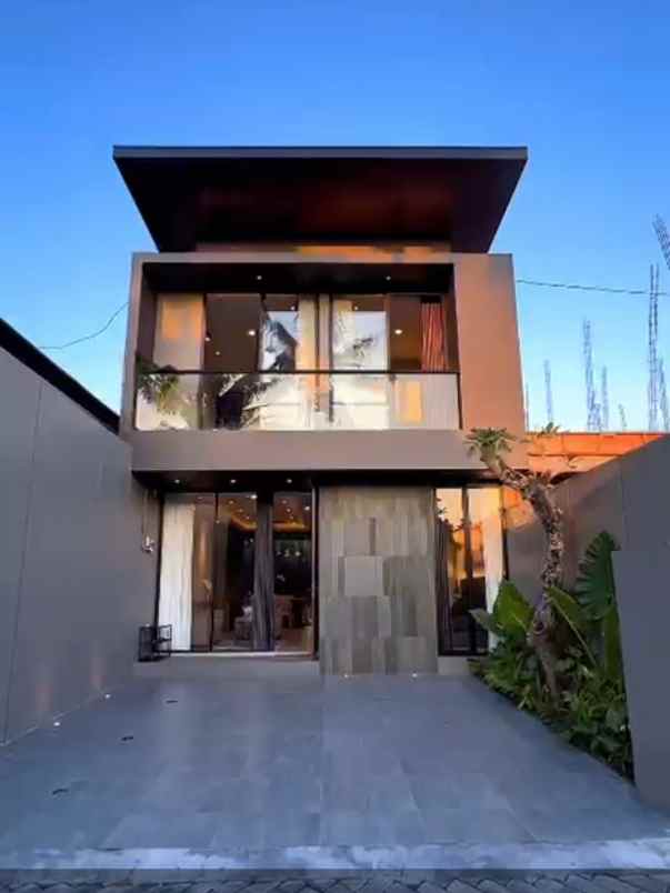 dijual rumah kaliurang km 10