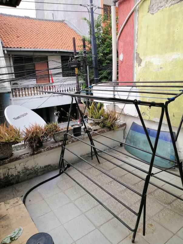 dijual rumah kartini