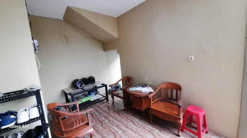 dijual rumah kav dki meruya kembangan