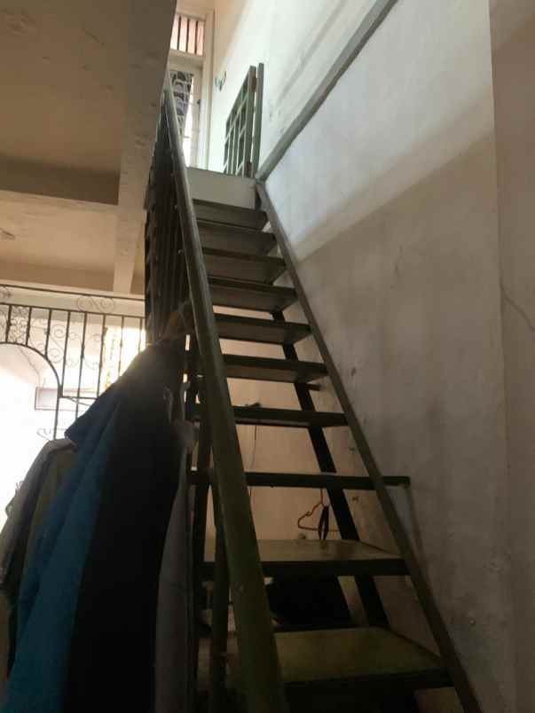 dijual rumah kebayoran lama