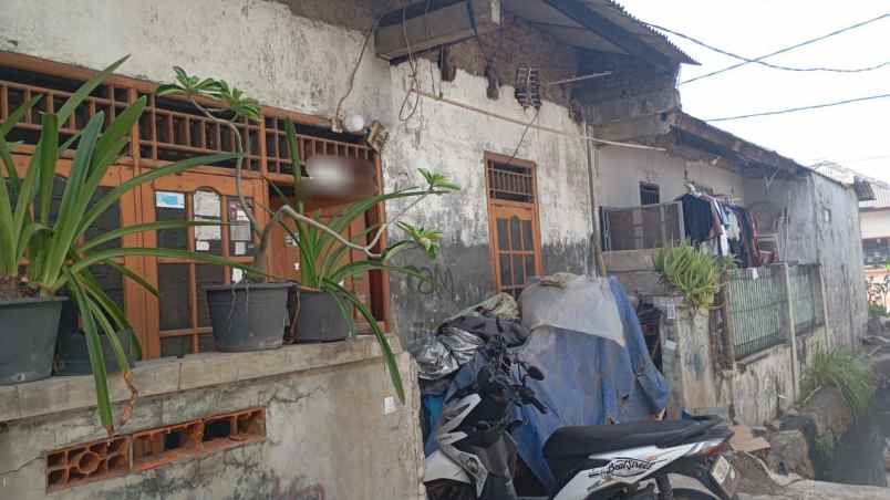 dijual rumah kebon mede kamal kalideres