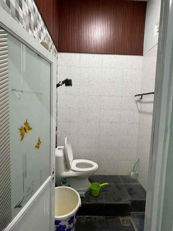 dijual rumah kebonsari