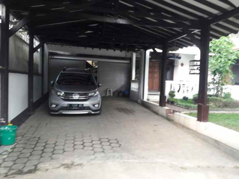 dijual rumah kec sukajadi pasteur