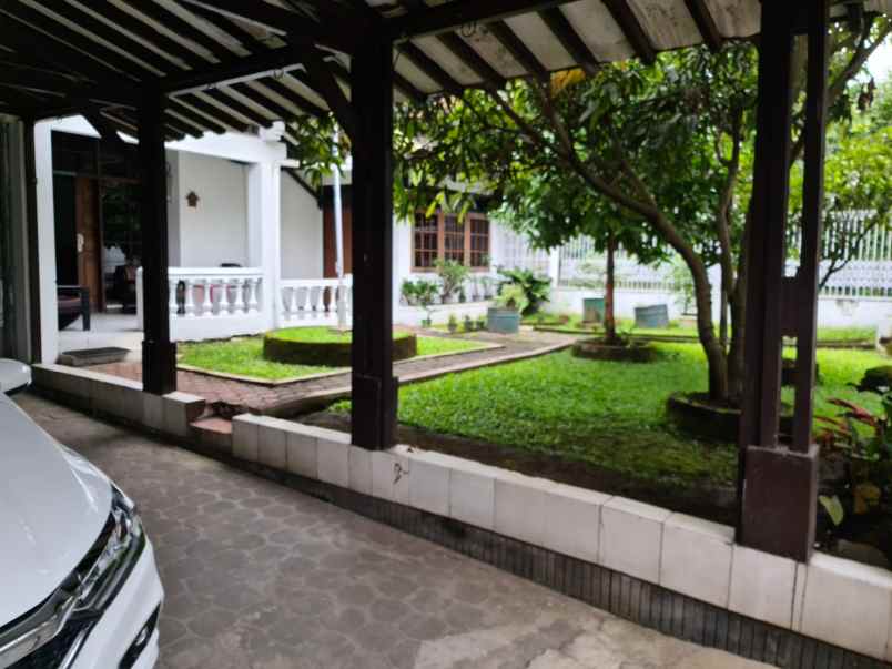 dijual rumah kec sukajadi pasteur