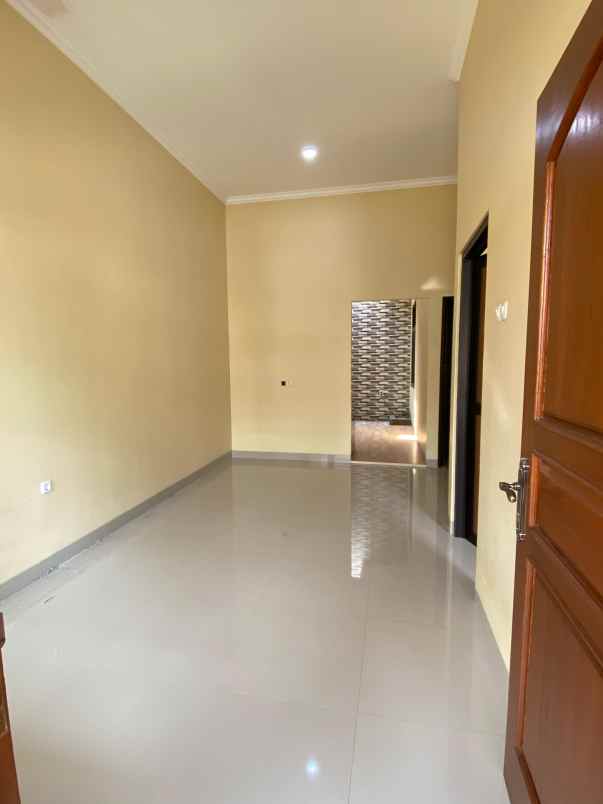 dijual rumah keradenan sukahati bogor