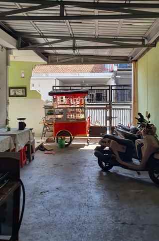dijual rumah ketintang