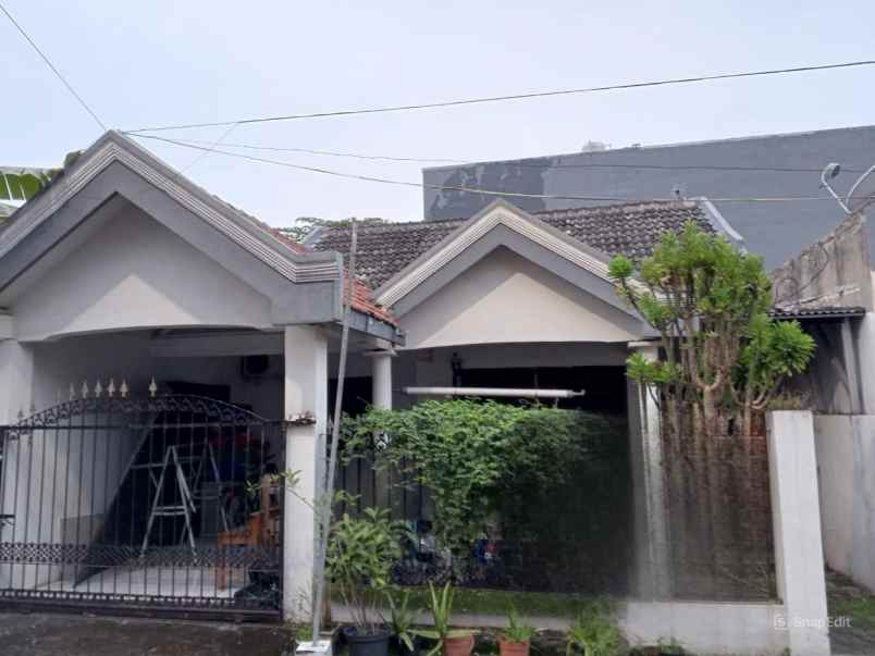 dijual rumah ketintang madya