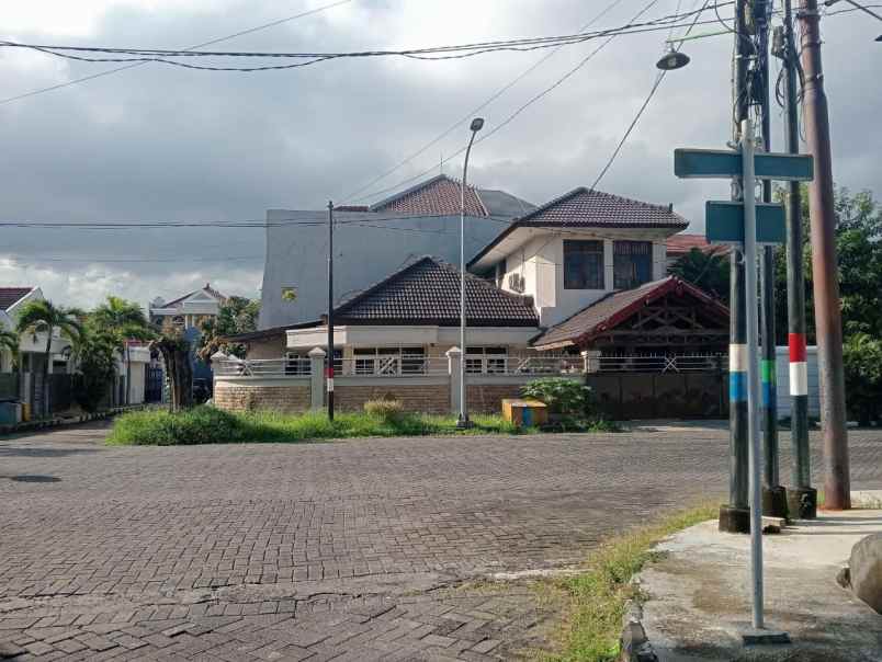 dijual rumah klampis wisma mukti