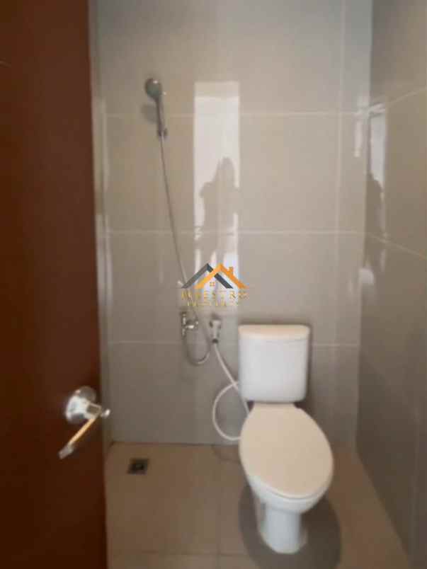 dijual rumah komplek citraland tanjung