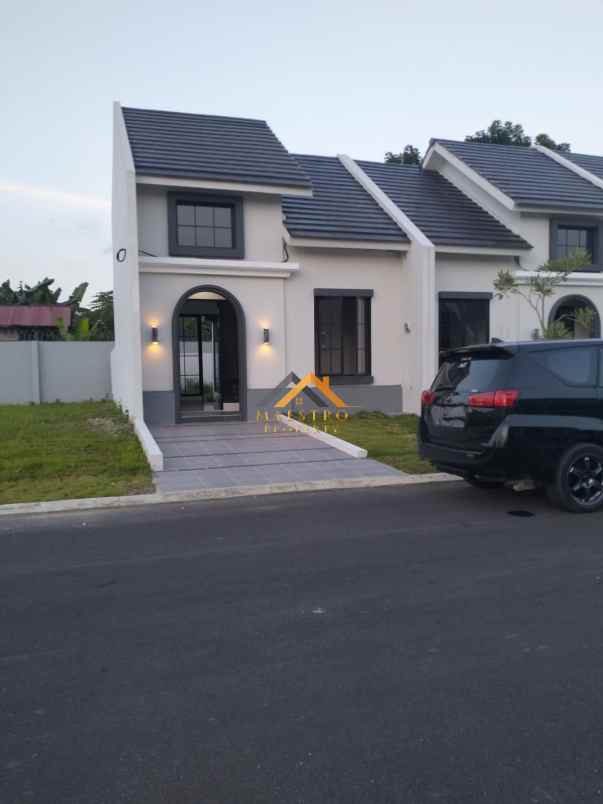 dijual rumah komplek citraland tanjung