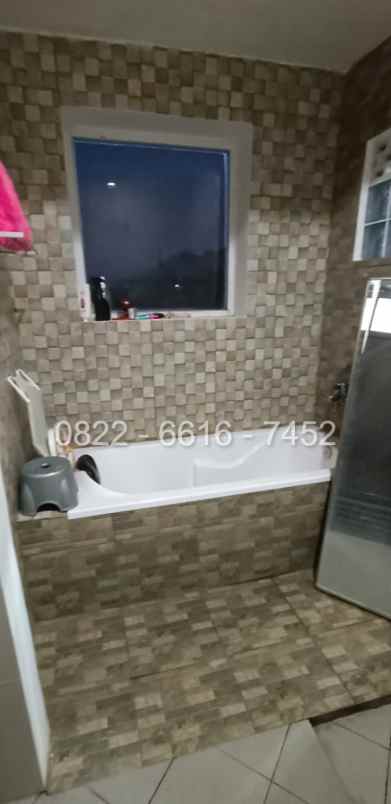 dijual rumah komplek lumbung padi merah