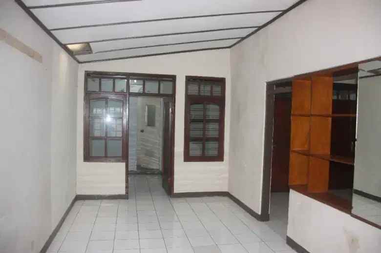 dijual rumah komplek margahayu raya kec